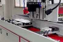 <b>數控鉆孔攻絲一體機加工精度評判標準是什么？</b>